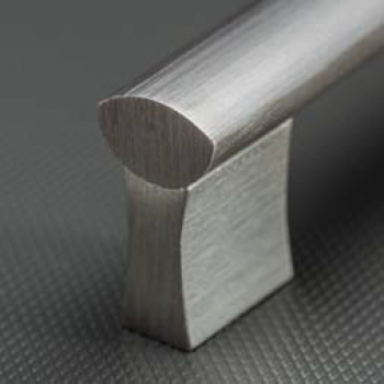 Preview: Möbelgriff UA-B311 Aluminium - Chrom - Edelstahloptik ** - Schwarz - Lochabstand 96mm - 480mm