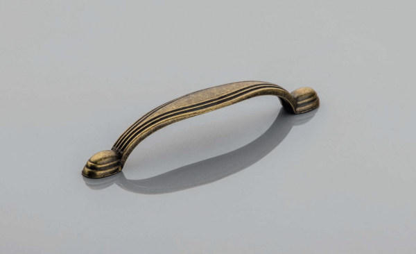 Möbelgriff UZ-10 - Altmessing - Lochabstand 96mm